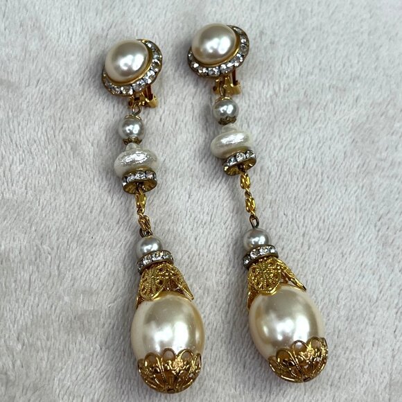 Rhinestone Pearl Drop Dangle Statement Earrings Filigree Gold Sparkle Clip On - Picture 2 of 7